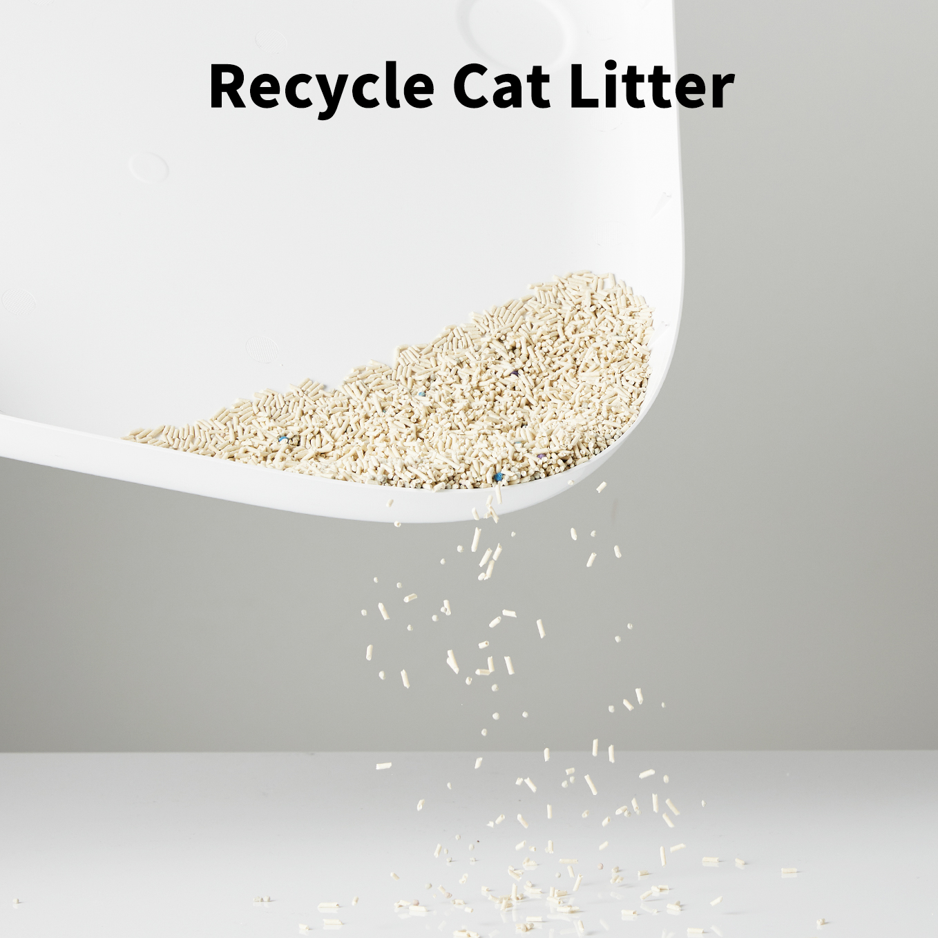 Cat Litter Ramp allowing collected litter to be reused by directing it back into the litter box